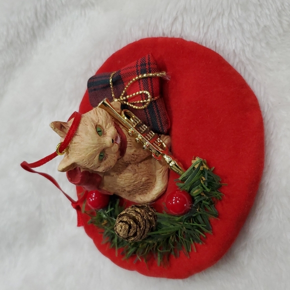 Other - 💥50% sale💥Vintage Cat with trumpet Christmas ornament #1091